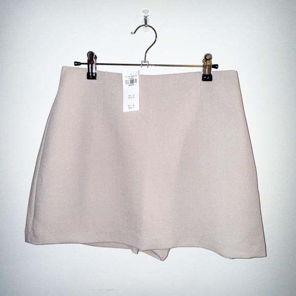 Abercrombie & fitch scarlet mini skort light taupe beige medium NWT skirt - Picture 3 of 8